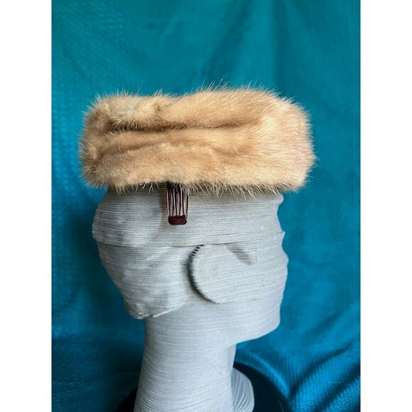 Vintage pill box hat fur with combs - Picture 4 of 11